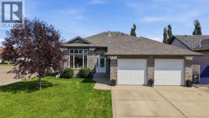 Listing photo – 16 Filbert Close, Sylvan Lake