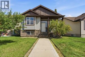 Listing photo – 42 Pondersoa Avenue, Blackfalds