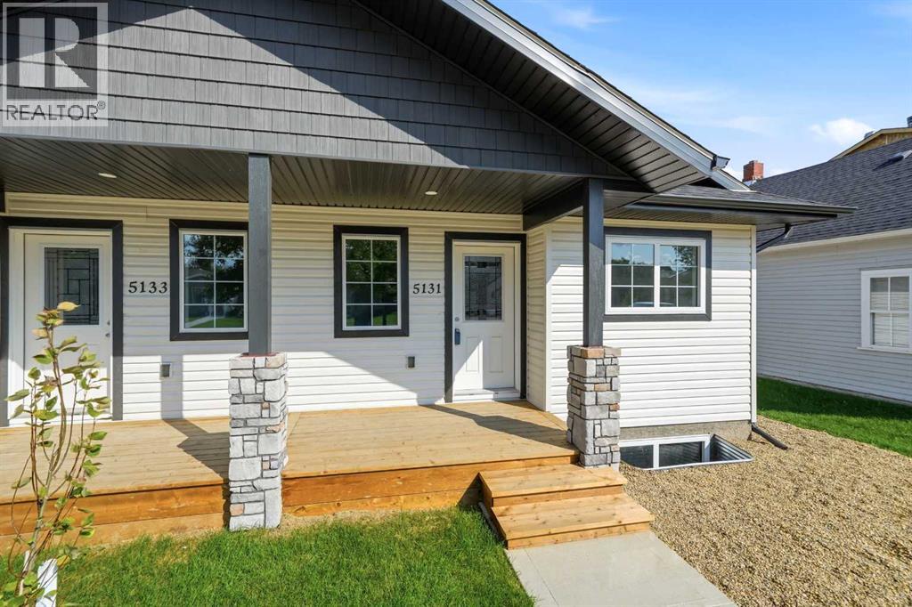 Listing photo – 5131 52 Street, Lacombe