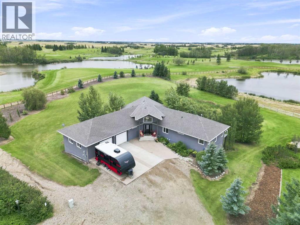 Listing photo – 2 Pheasantback Close, Stettler