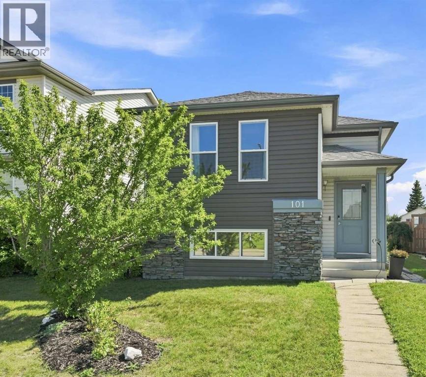 Listing photo – 101 Jewell Street, Red Deer