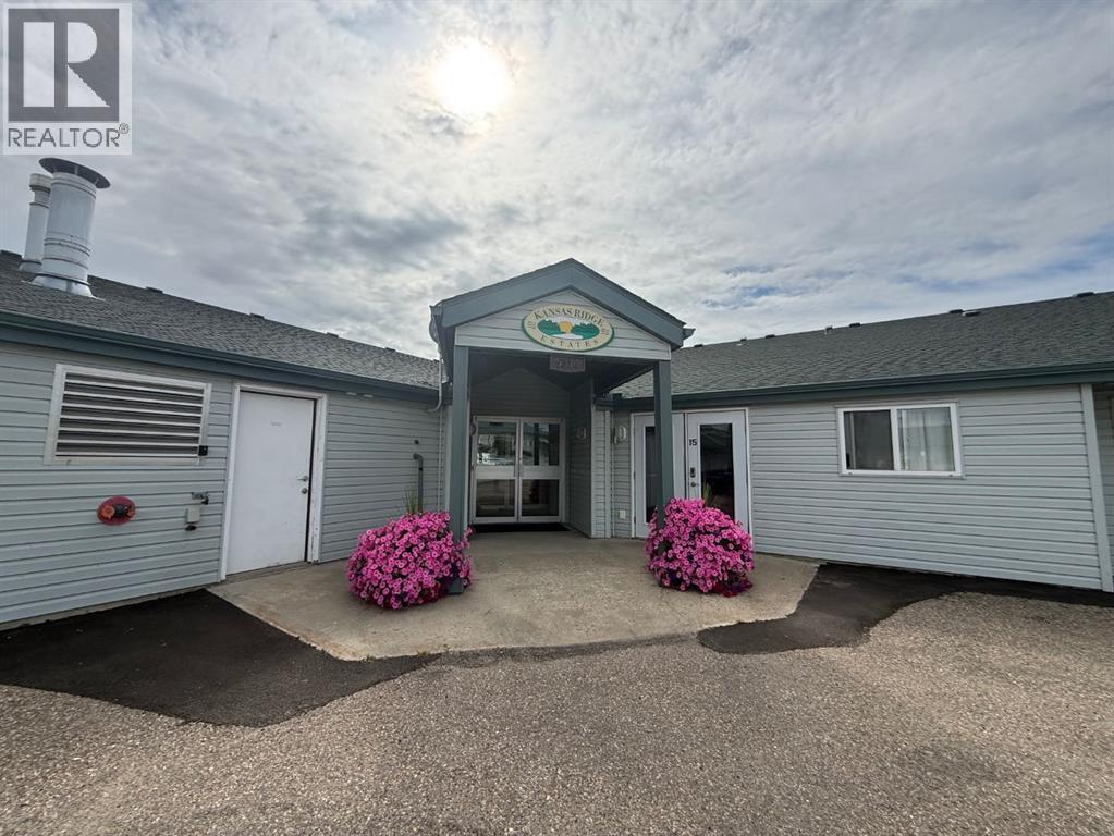 Listing photo – 6, 5314 51 Street, Rimbey