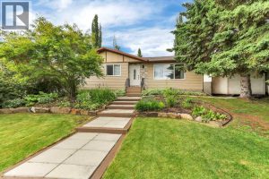 Listing photo – 4412 45 Avenue, Sylvan Lake