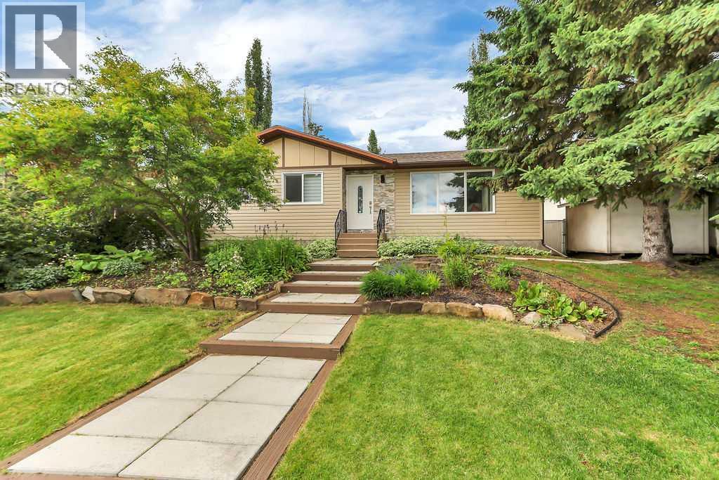 Listing photo – 4412 45 Avenue, Sylvan Lake