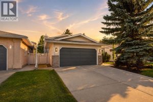 Listing photo – 180 Dixon Crescent, Red Deer