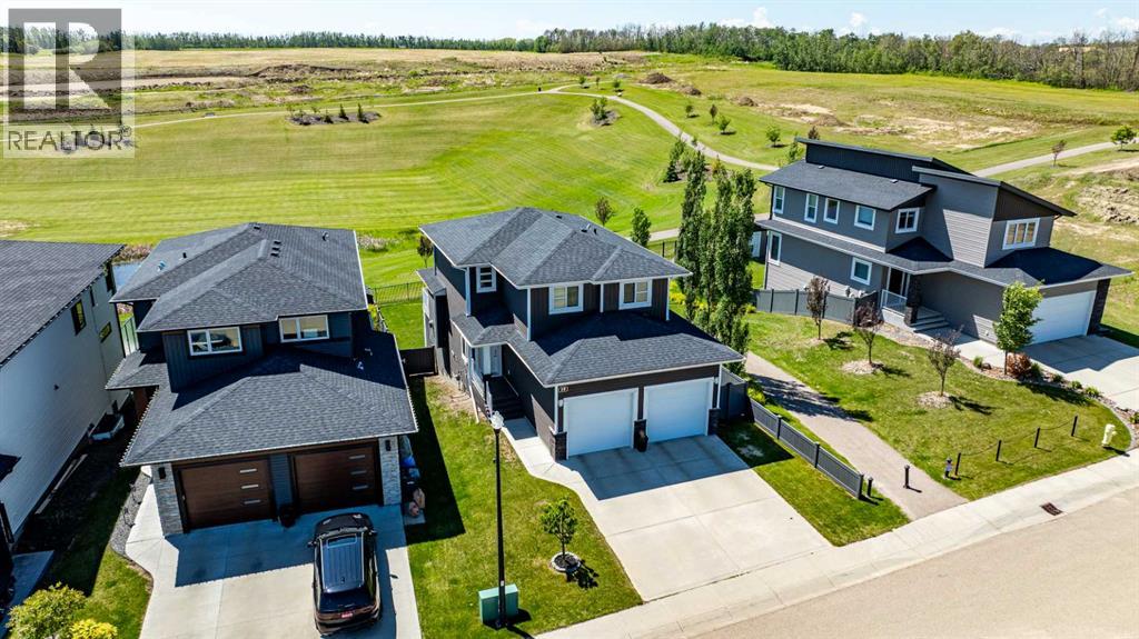 Listing photo – 19 Vanveller Way, Sylvan Lake