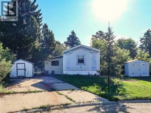 Listing photo – 6024 Spruce Crescent, Stettler