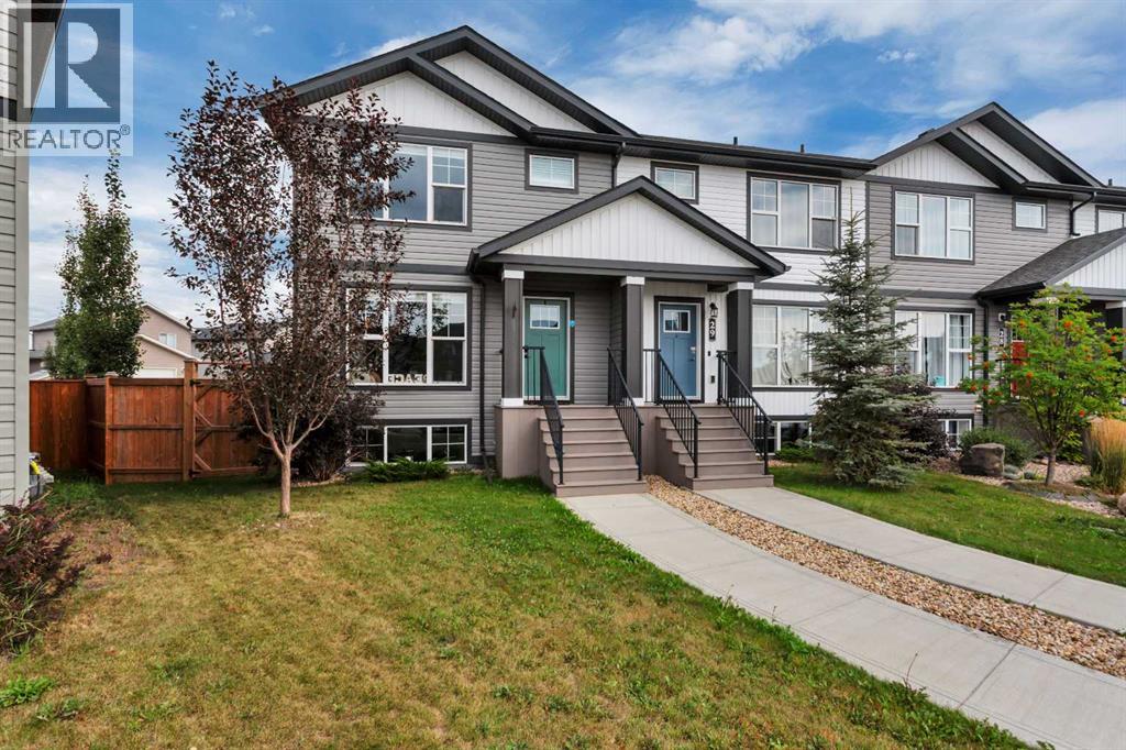 Listing photo – 30 Hawthorn Place, Sylvan Lake