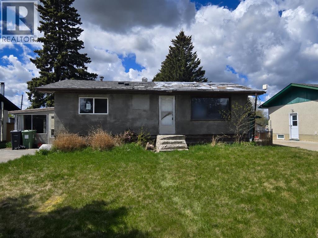 Listing photo – 5008 56 Street, Rocky Mountain House