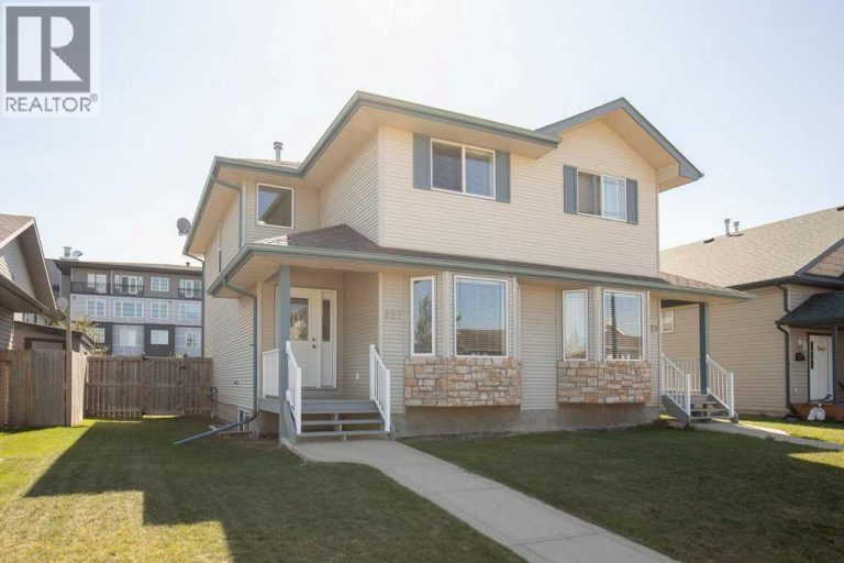 Listing photo – 127 Lyons Close, Red Deer