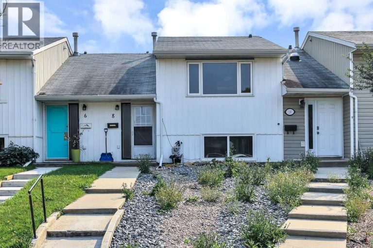 Listing photo – 8 Whiteside Crescent, Red Deer