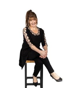 Agent photo – Tracy Little