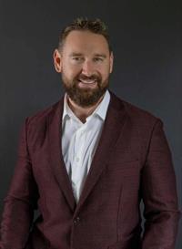 Agent photo – AJ Bearden