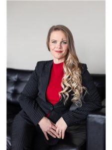 Agent photo – Kyla Peters