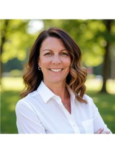 Agent photo – Shari Klumpenhower