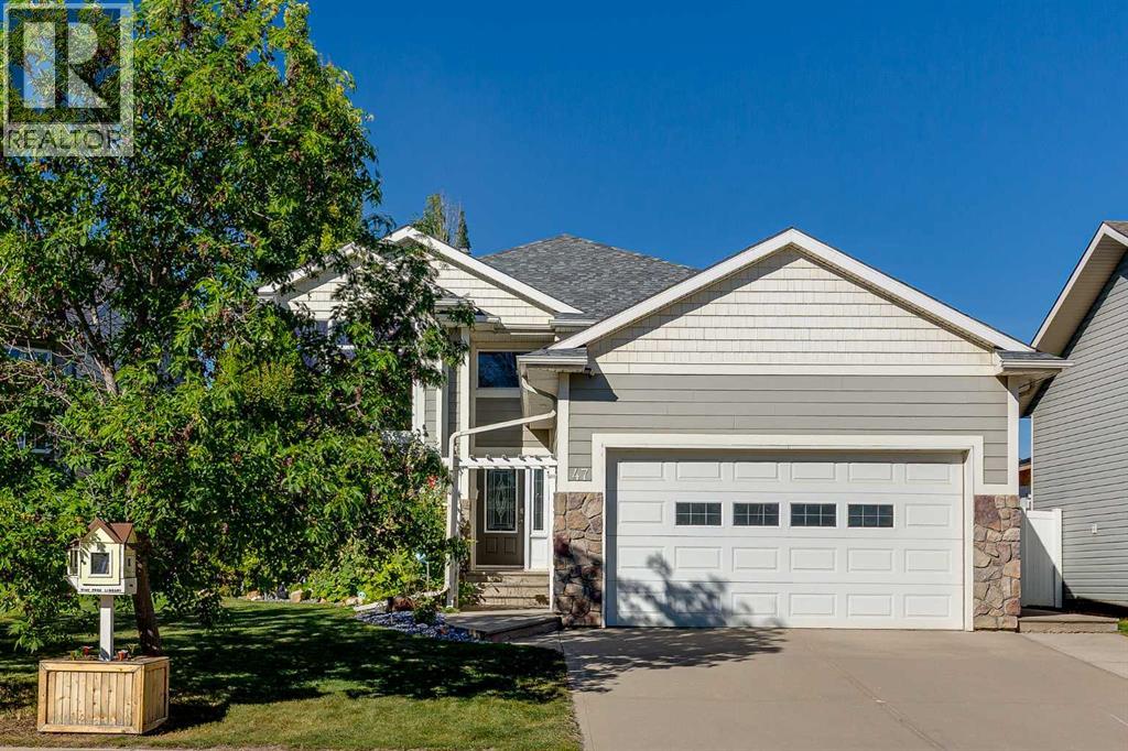 Listing photo – 47 Webster Drive, Red Deer