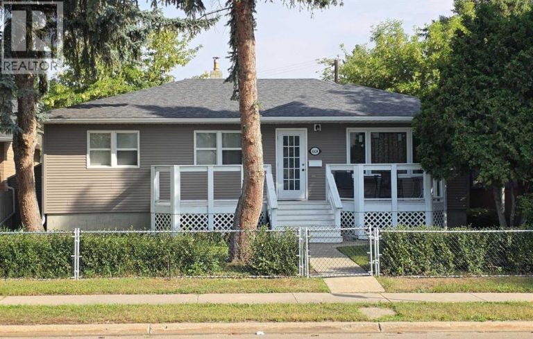 Listing photo – 4624 49 Street, Red Deer