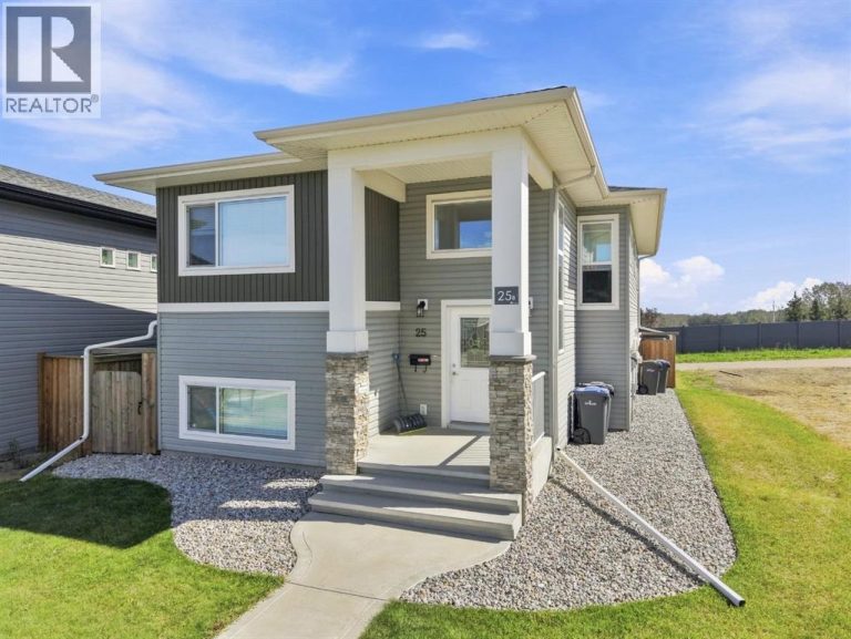 Listing photo – 25 Victor Close, Sylvan Lake