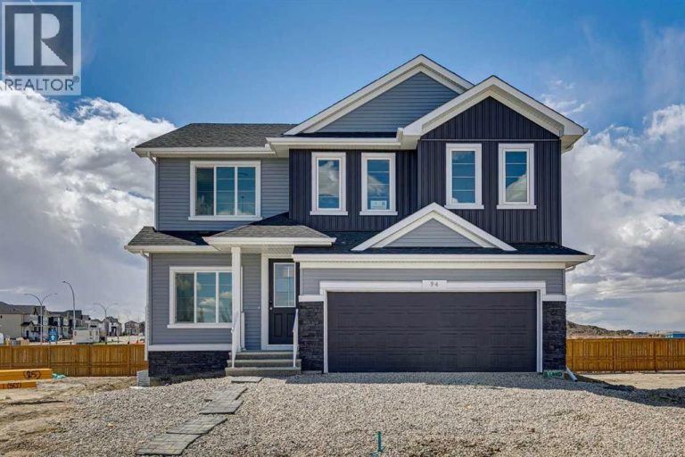Listing photo – 94 Bridgeport Landing, Chestermere