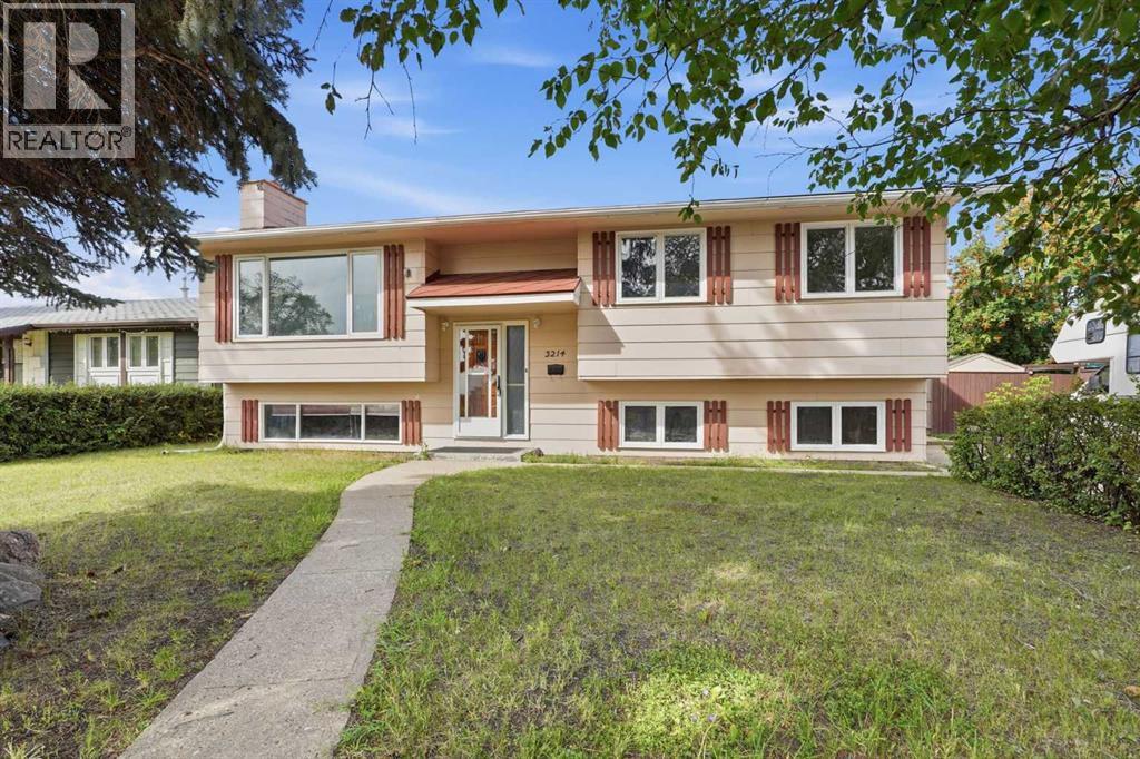 Listing photo – 3214 57 Avenue, Red Deer