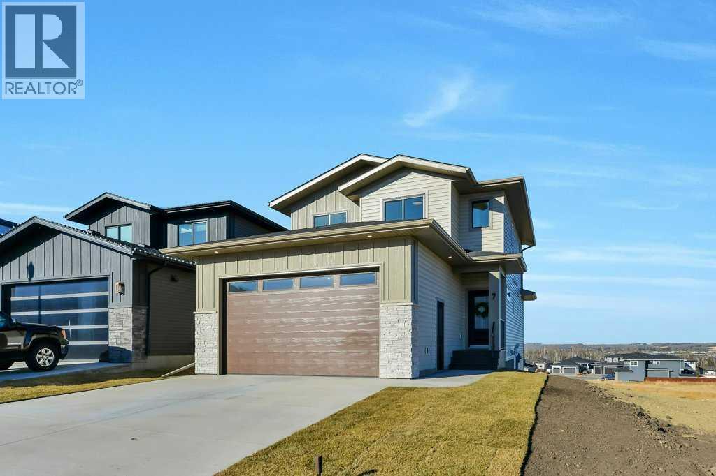 Listing photo – 7 Vincent Gate, Sylvan Lake