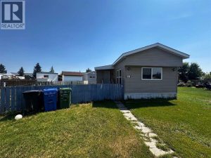 Listing photo – 212, 5344 76 Street, Red Deer