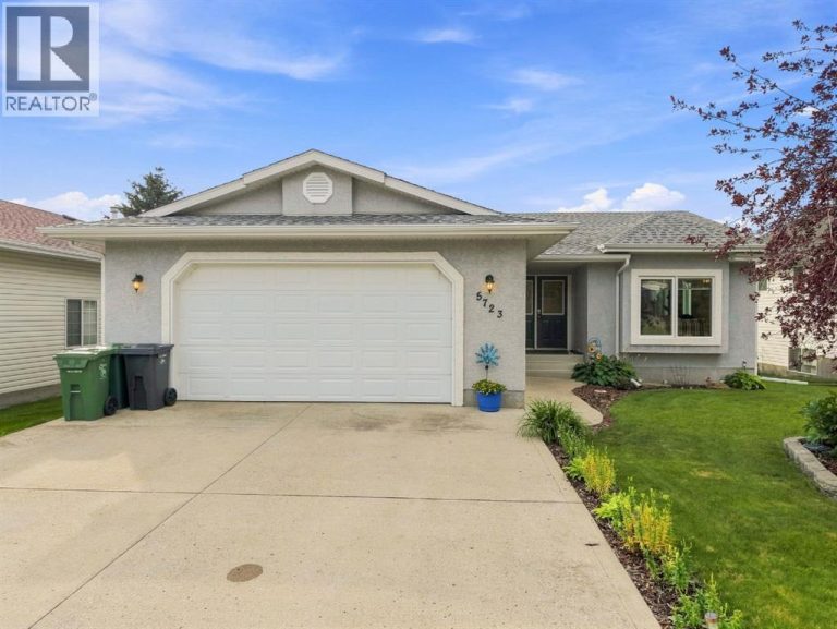 Listing photo – 5723 51 Avenue Avenue, Ponoka