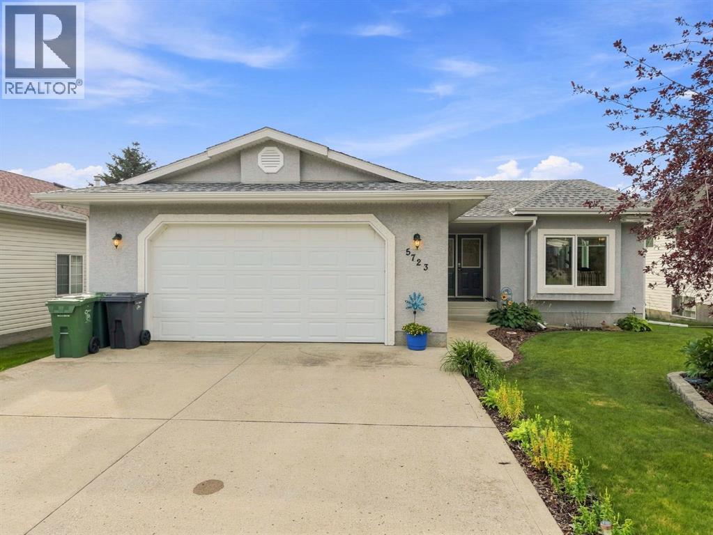 Listing photo – 5723 51 Avenue Avenue, Ponoka