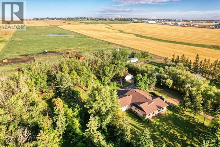 Listing photo – 320045 Range Road 241, Rural Kneehill County