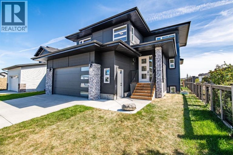 Listing photo – 33 Thatcher Avenue, Red Deer
