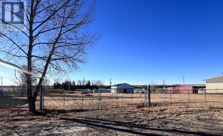 Listing photo – 5025 45 Avenue, Rimbey
