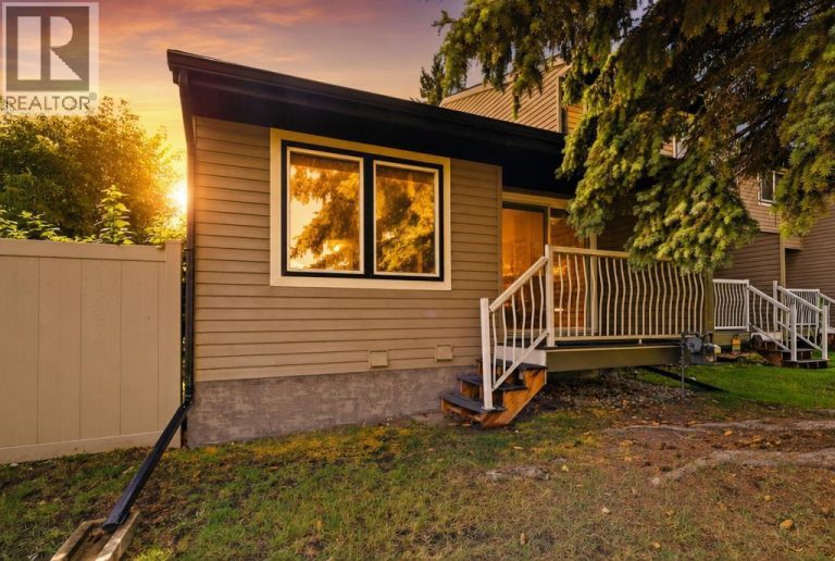 Listing photo – 18, 96 Holmes Street, Red Deer