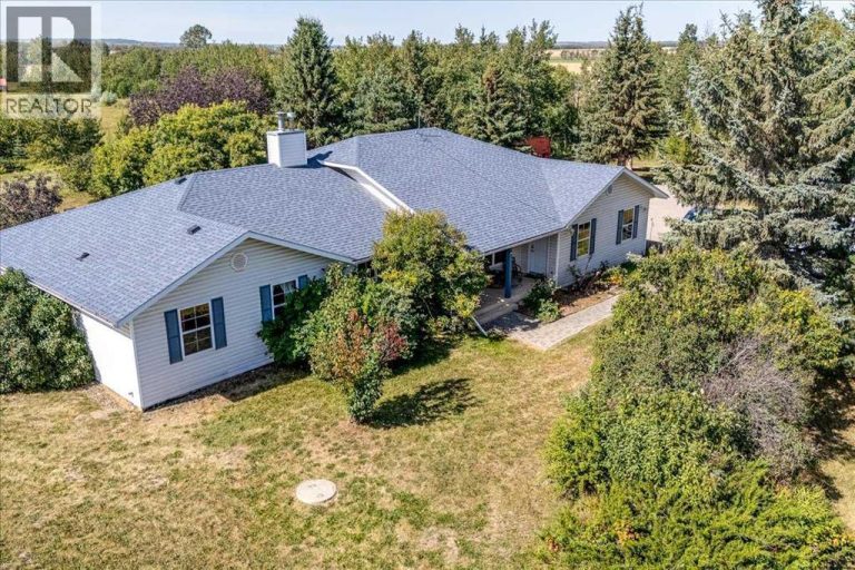 Listing photo – 38240 284 Range, Rural Red Deer County