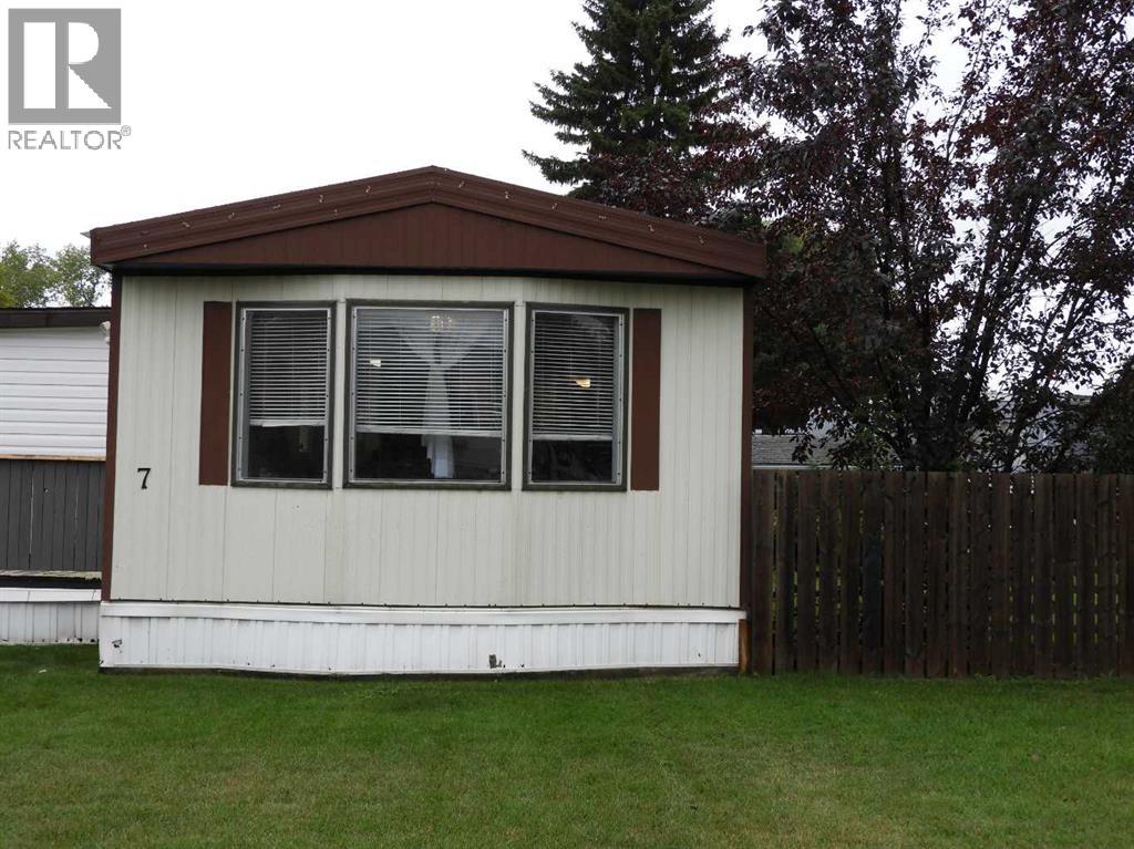 Listing photo – #7, 5027 34, Red Deer