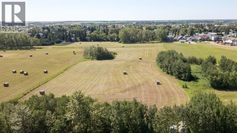 Listing photo – 5901 55 Avenue, Stettler
