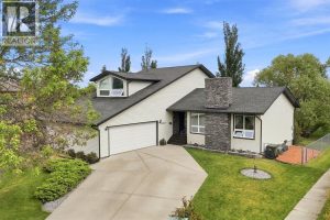 Listing photo – 6802 42A Avenue, Camrose