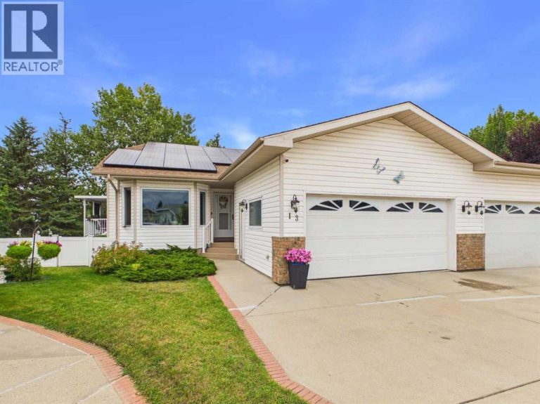 Listing photo – 13 Dunn Close, Red Deer