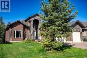 Listing photo – 7402 61 Street, Rocky Mountain House