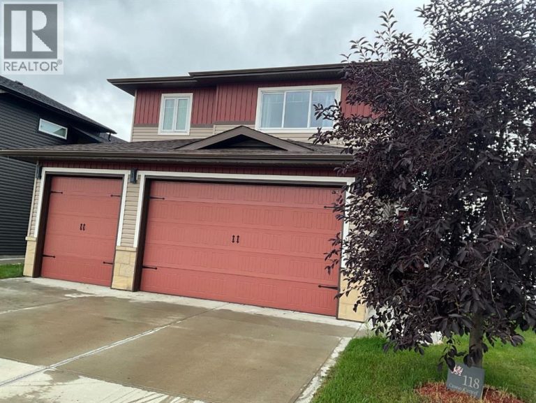 Listing photo – 118 Mitchell Crescent, Blackfalds