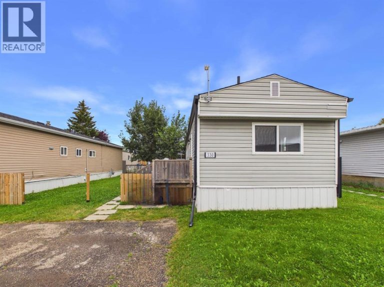 Listing photo – 330, 5344 76 Street, Red Deer
