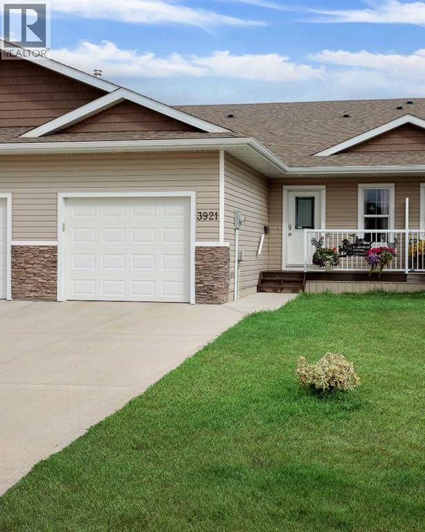 Listing photo – 3921 75 Street, Camrose