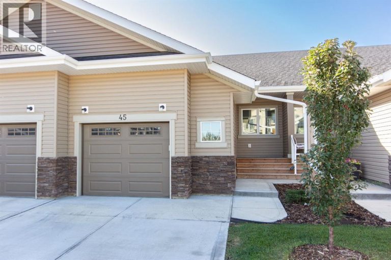 Listing photo – 45 Golden Crescent, Red Deer