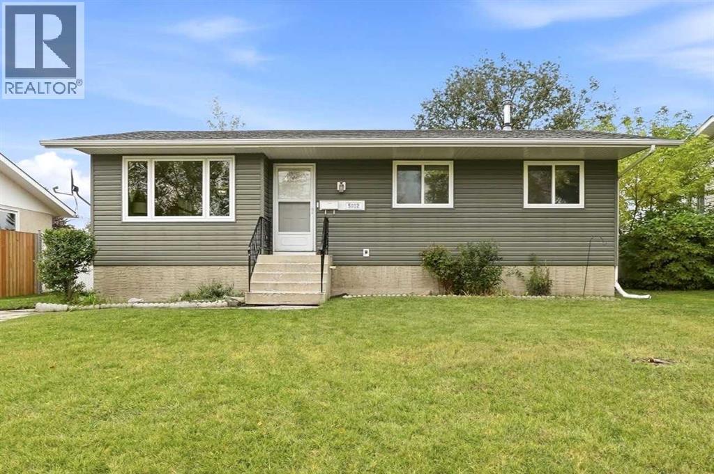 Listing photo – 5012 38A Avenue, Red Deer