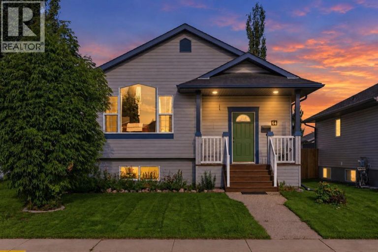Listing photo – 64 Garden Road, Lacombe