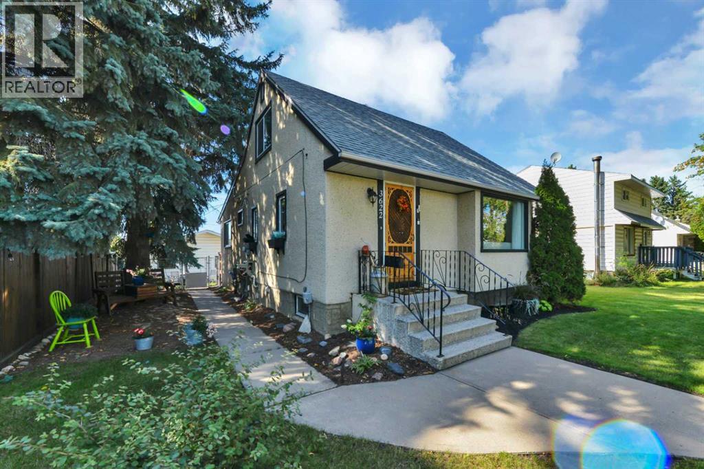 Listing photo – 3622 41 Avenue, Red Deer
