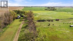 Listing photo – 38339 RR 195, Rural Stettler No. 6, County of