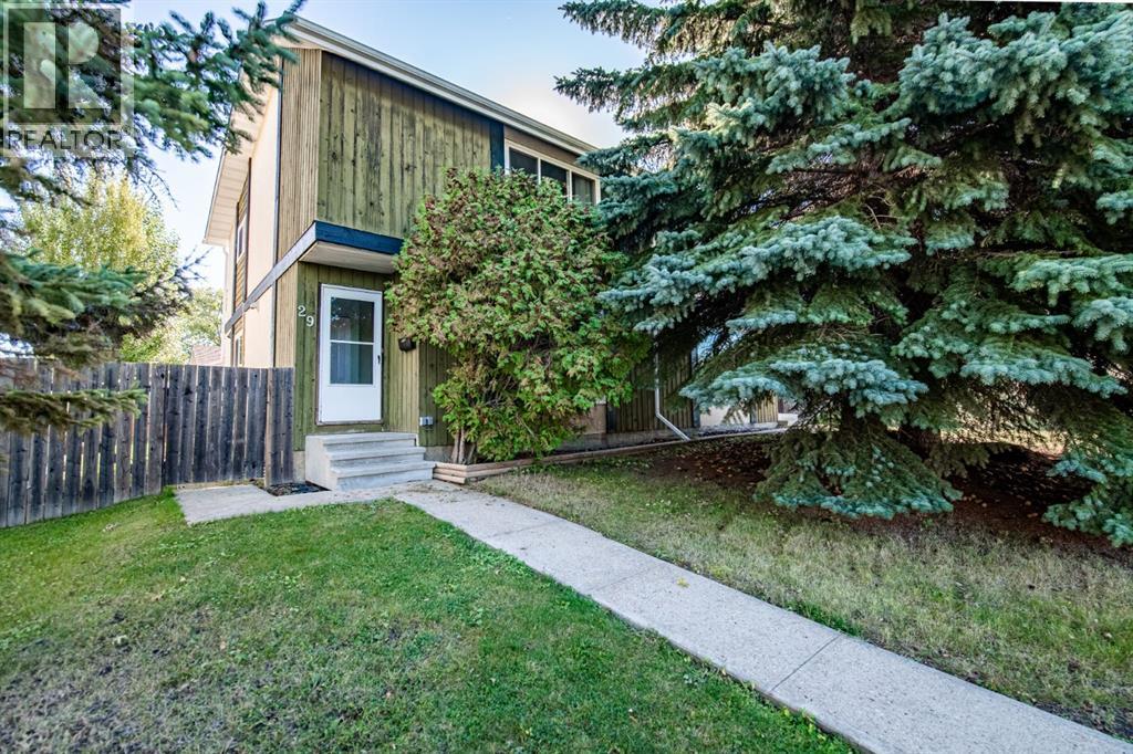 Listing photo – 29 Abbott Close, Red Deer