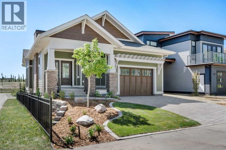 Listing photo – 7 Songbird Green, Sylvan Lake
