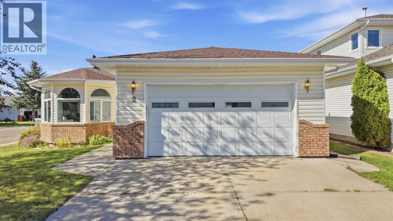 Listing photo – 2 Densmore Crescent, Red Deer