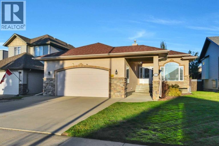 Listing photo – 466 Wishart Street, Red Deer